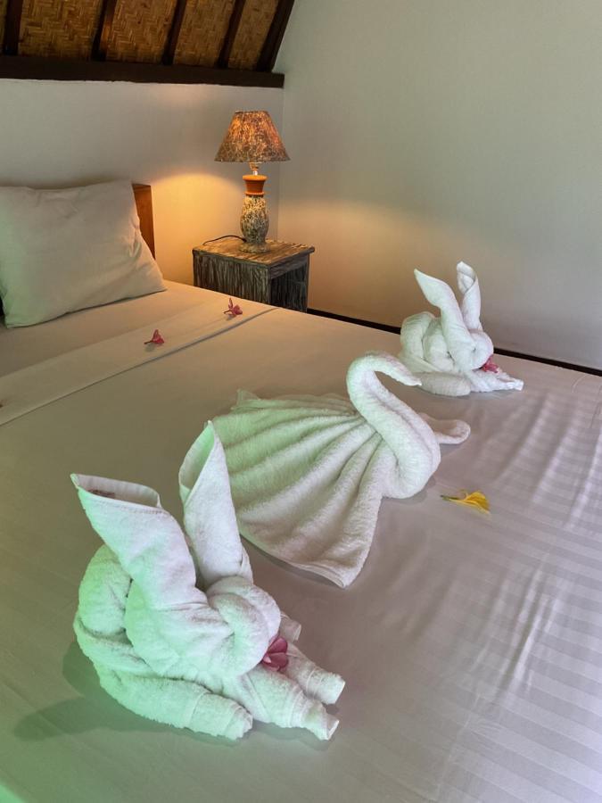 Hotel Copacabana Gili Air Extérieur photo