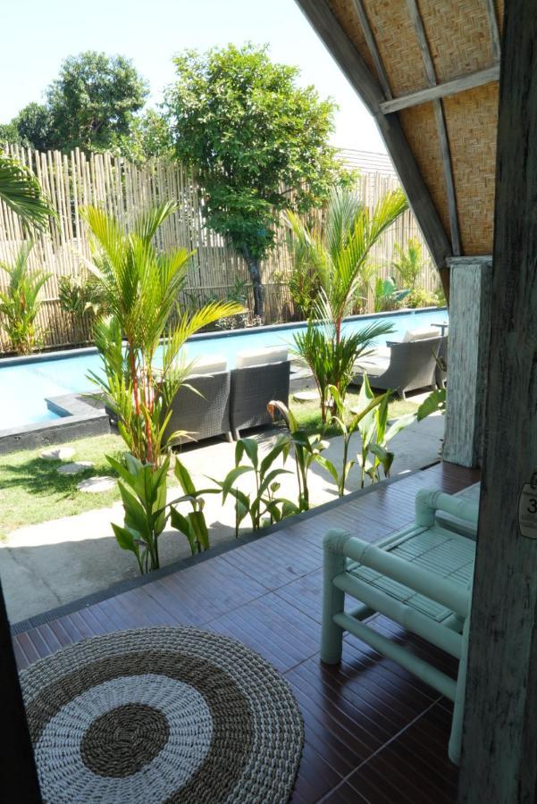 Hotel Copacabana Gili Air Extérieur photo